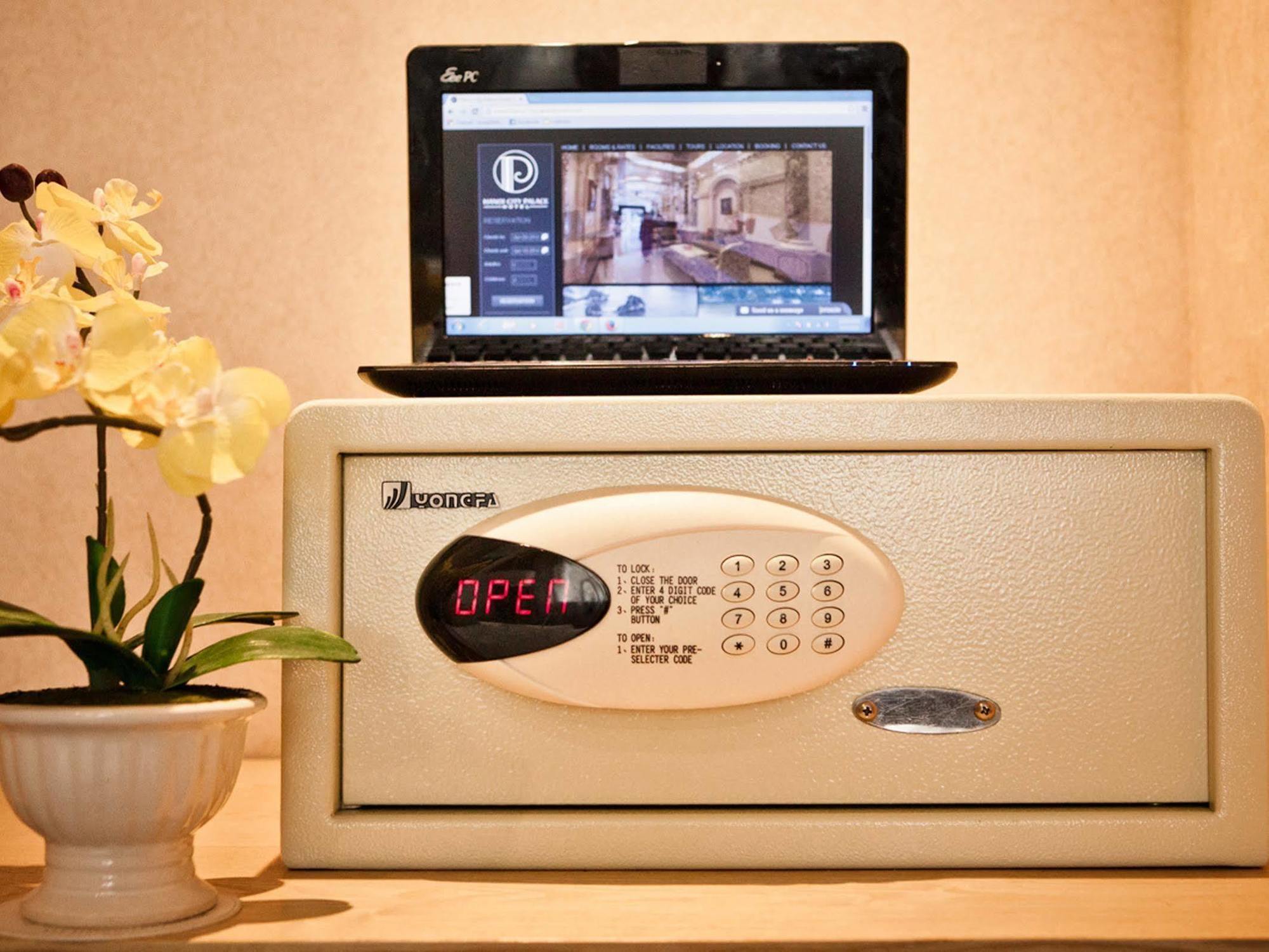 Hanoi Gratitude Hotel Екстериор снимка